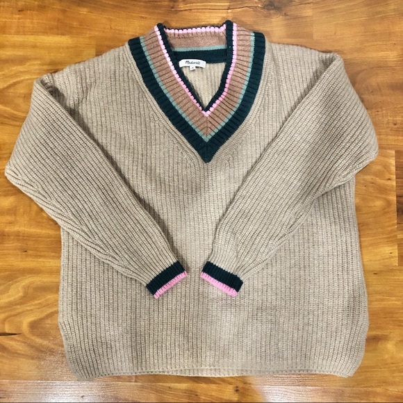 Madewell Sweaters - Madewell vneck knitted sweater